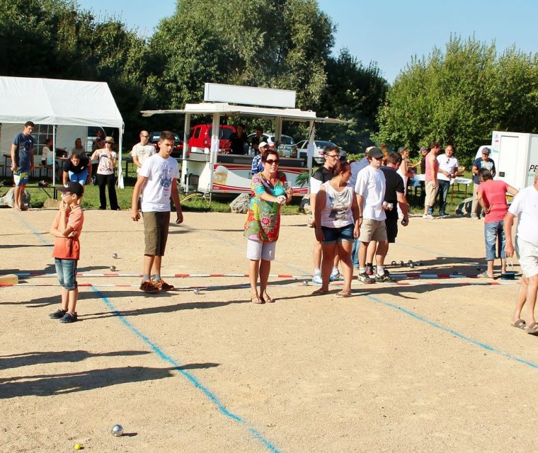 Concours de pétanque